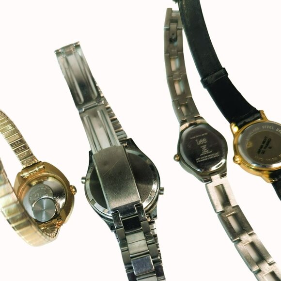 Vintage Quartz Watches Bundle - Ladies & Men's Assorted Brands & Styles - Picture 5 of 5